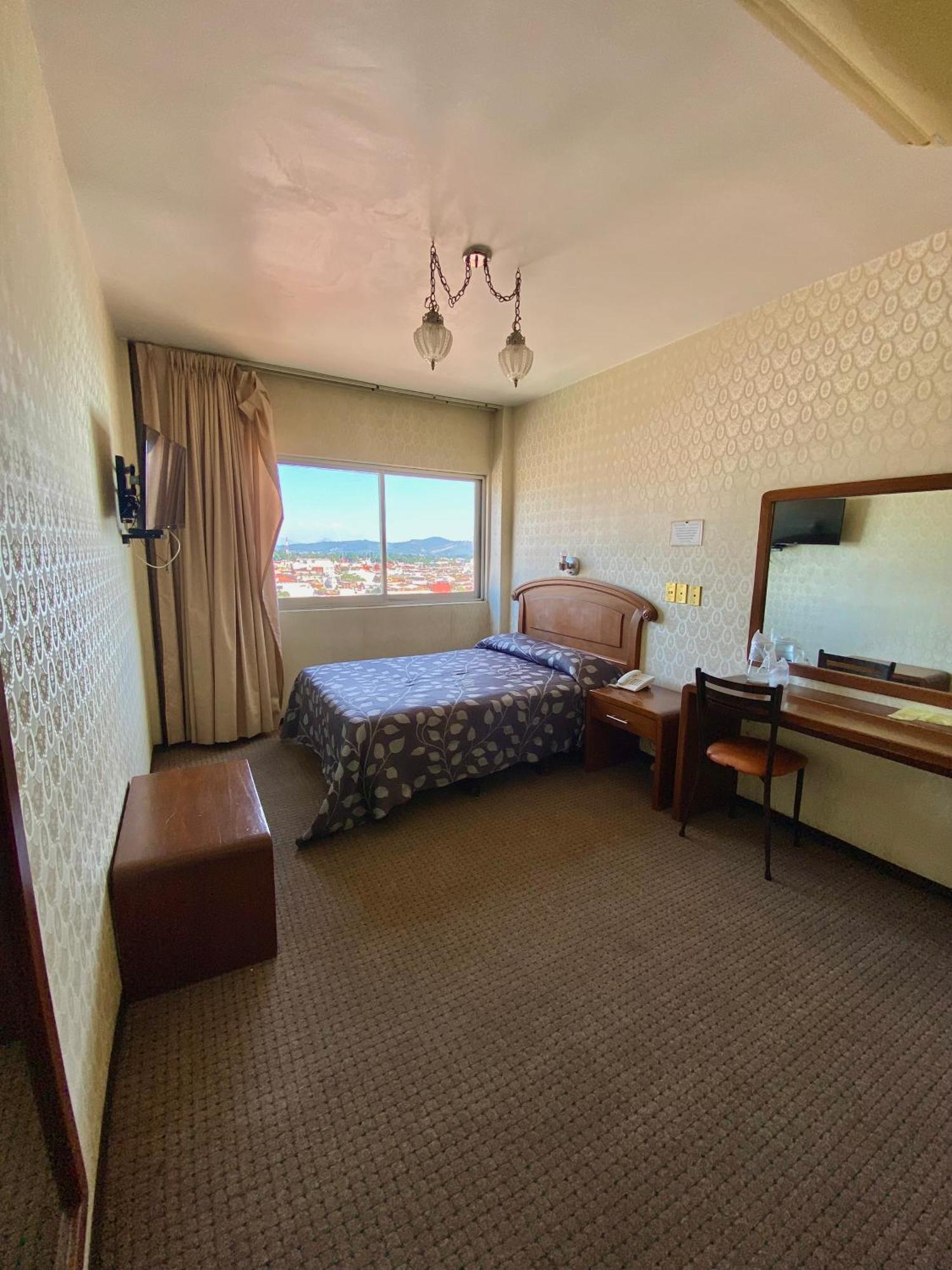 Nuevo Hotel Alameda De Uruapan Uruapan  Экстерьер фото